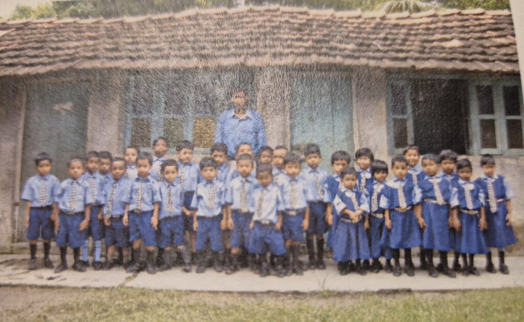Die Thaddeus Schule startete mit ein paar Dutzend Kleinkindern.